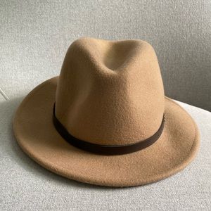 Urban Outfitters Wool Hat in Camel